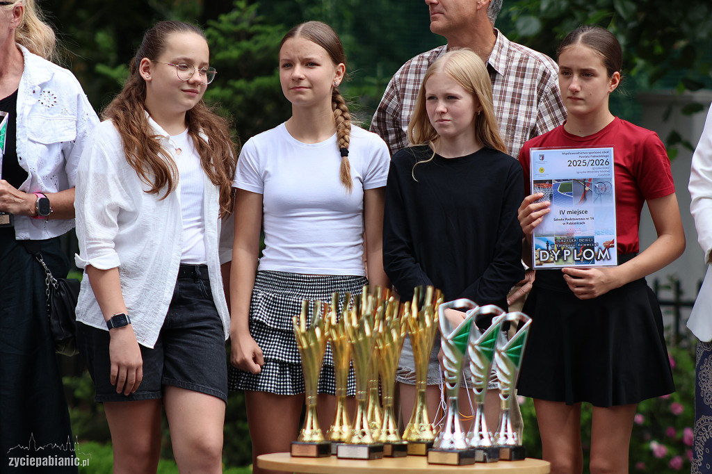 Młodzi sportowcy nagrodzeni