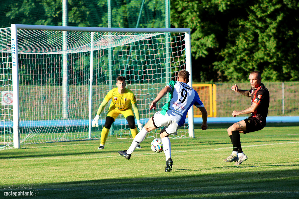 Włókniarz Pabianice- Start Brzeziny 4:1