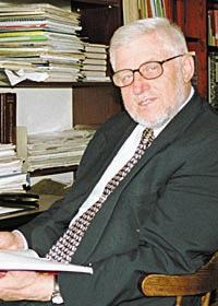 Wśród najlepszych polskich uczonych najczęściej wymienianych w światowych rankingach jest profesor Wojciech Stec z Pabianic - chemik