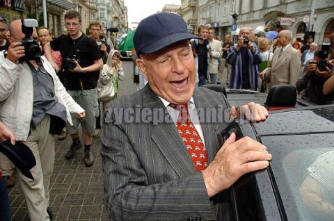 Aktor Zbigniew Zamachowski odsłonił gwiazdę w łódzkiej Alei Gwiazd przy ul. Piotrkowskiej. Impreza połaczona była z 80. urodzinami Jana Machulskiego.