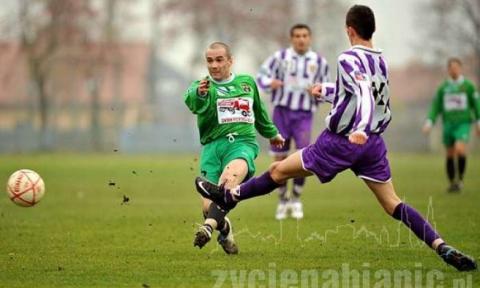 <p>Kibice oglądający mecz na stadionie przy Sempołowskiej nie doczekali się bramek.</p>