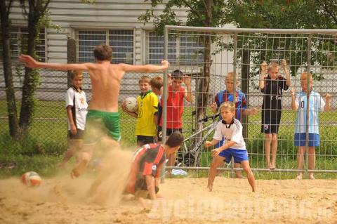 Na Lewitynie rozgrywana jest liga w beach soccera.