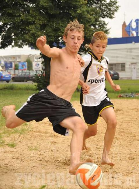 Na Lewitynie rozgrywana jest liga w beach soccera.