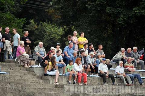 ​Włókniarz po emocjonującym meczu wygrał pierwszy mecz w IV lidze z Włókniarzem ze Zgierza 3:2 (0:1)