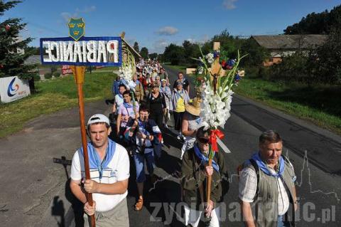 325 osób przez 10 dni przejdzie prawie 250 kilometrów. To 543 pielgrzymka na Jasną Górę