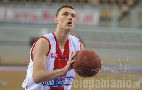 Reprezentant Polski i jedyny pabianiczanin w Tauron Basket Lidze walczy teraz w barwach ŁKS.