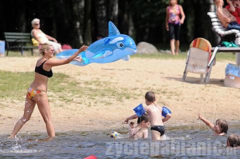 Temperatury powyżej 30 stopni Celsjusza męczyły nas przez kilkanaście dni. Pabianiczanie radzili sobie na różne sposoby.