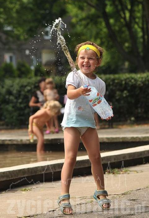 Temperatury powyżej 30 stopni Celsjusza męczyły nas przez kilkanaście dni. Pabianiczanie radzili sobie na różne sposoby.