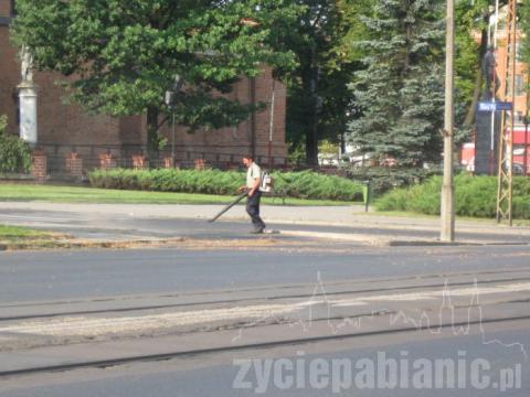 Tak się zamiata w Pabianicach