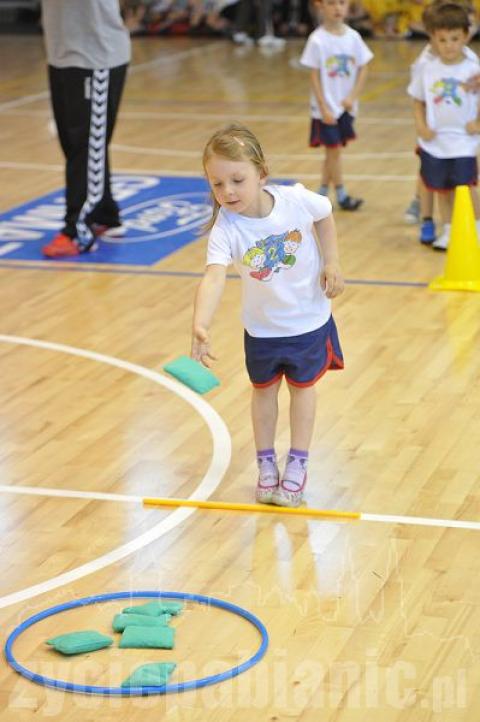 Przedszkolaki z całego powiatu rywalizowały w olimpiadzie sportowej. 