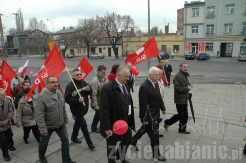 Dwa razy więcej pabianiczan w pochodzie 1-majowym