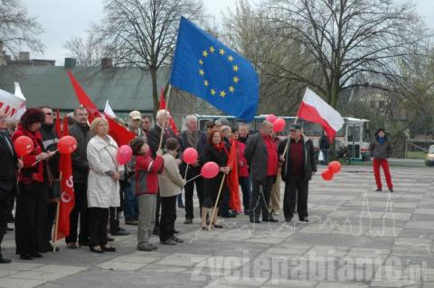 Dwa razy więcej pabianiczan w pochodzie 1-majowym