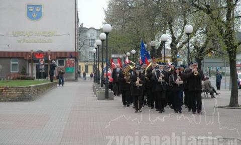 Dwa razy więcej pabianiczan w pochodzie 1-majowym