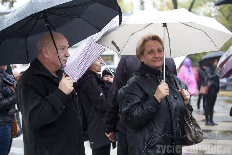 Czarny protest na Starym Rynku