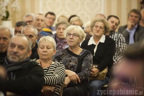 Z mieszańcami Pabianic o problemach w oświacie rozmawiała posłanka Nowoczesnej