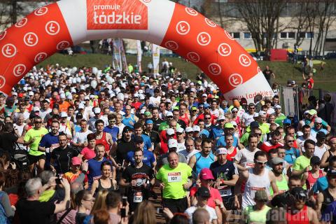 1h 18 minut zajęło pierwszemu pabianiczaninowi przebiegnięcie półmaratonu