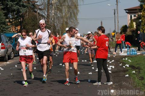 1h 18 minut zajęło pierwszemu pabianiczaninowi przebiegnięcie półmaratonu