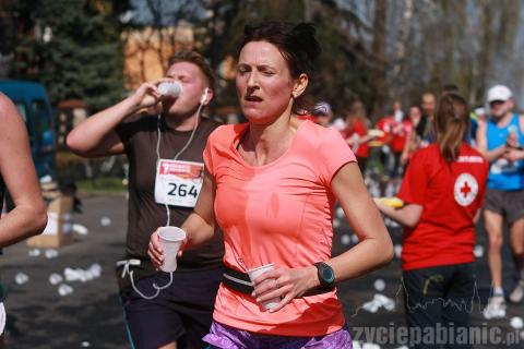 1h 18 minut zajęło pierwszemu pabianiczaninowi przebiegnięcie półmaratonu