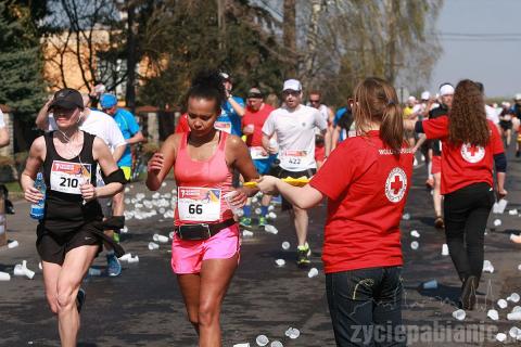 1h 18 minut zajęło pierwszemu pabianiczaninowi przebiegnięcie półmaratonu