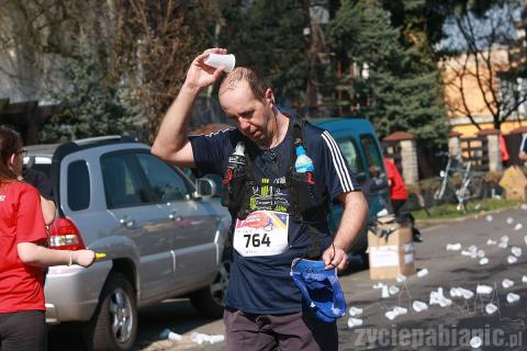 1h 18 minut zajęło pierwszemu pabianiczaninowi przebiegnięcie półmaratonu