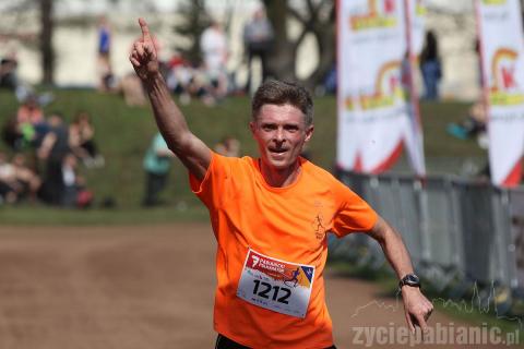 1h 18 minut zajęło pierwszemu pabianiczaninowi przebiegnięcie półmaratonu