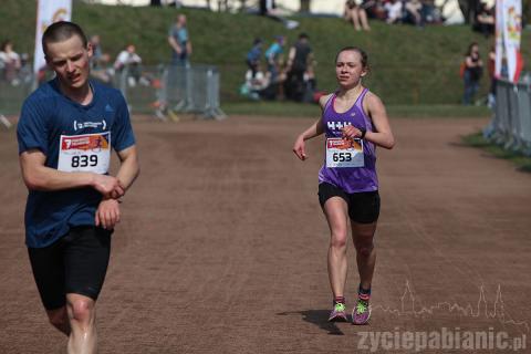 1h 18 minut zajęło pierwszemu pabianiczaninowi przebiegnięcie półmaratonu