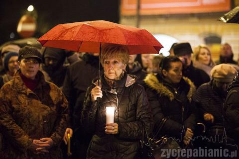 Trasa procesji, jak co roku, zaczęła się przed kościołem św. Mateusza