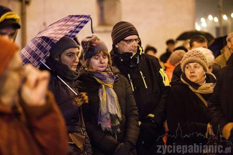 Trasa procesji, jak co roku, zaczęła się przed kościołem św. Mateusza