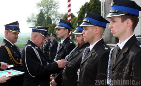 Był przemarsz strażaków przez Górkę Pabianicką. Poprowadziła ich orkiestra dęta