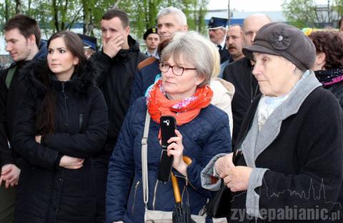 Było zimno, ale pabianiczanie i tak przyszli podziwiać naszych strażaków