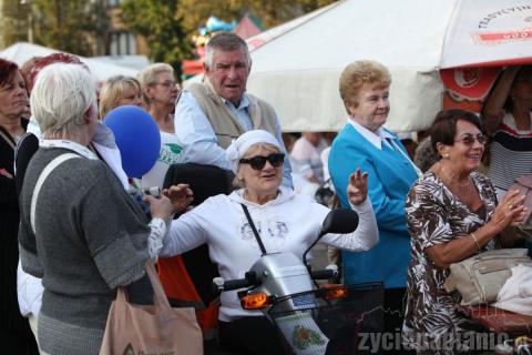 Gwiazdą wieczoru podczas IV Pabianickiej Senioriady był Don Vasyl i Gwiazdy Cygańskiej Pieśni