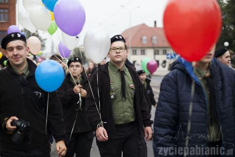 Drużyna świętuje 100-lecie istnienia. Harcerze przemaszerowali przez miasto