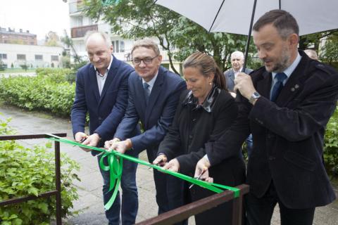 Maciej Przybylski, Krzysztof Habura, Gabriela Wenne-Błażyńska i Mariusz Wielebski otworzyli podjazd 