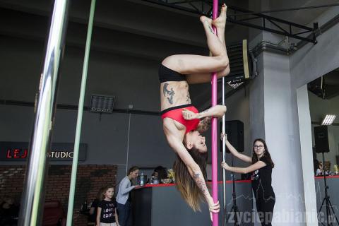 Był taniec na rurze, trampoliny, gimnastyka artystyczna i wiele innych zjęć.