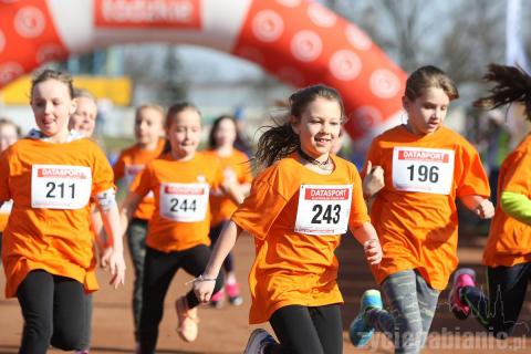 Były wielkie emocje. Najmłodsi pobiegli w Półmaratoniku