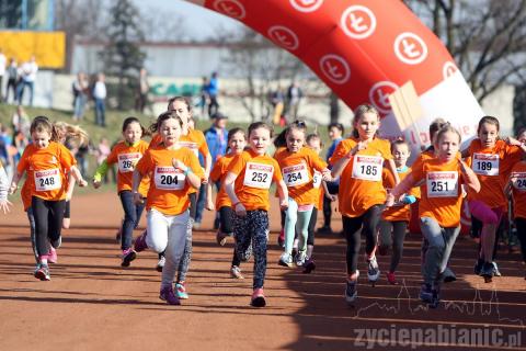 Były wielkie emocje. Najmłodsi pobiegli w Półmaratoniku