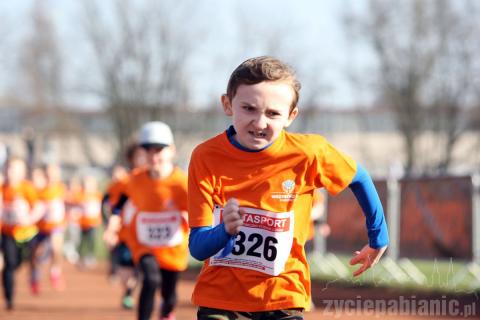 Były wielkie emocje. Najmłodsi pobiegli w Półmaratoniku