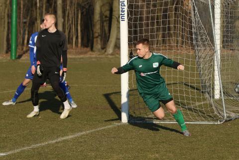 Szymon Szafoni zdobył dla Włókniarza wyrównującego gola Życie Pabianic