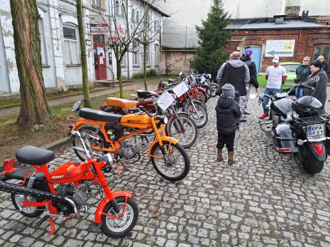 Mini wystawa starych motocykli Życie Pabianic