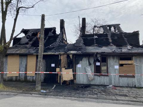 Spłonął drewniak przy ul. Arkuszyńskiego Życie Pabianic