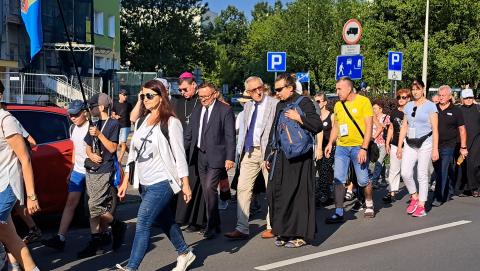 Piesza pielgrzymka wyruszyła na Jasną Górę Życie Pabianic