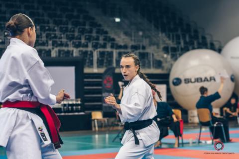 Wiktoria Nowak wywalczyła trzy medale podczas mistrzostw Polski w karate Życie Pabianic