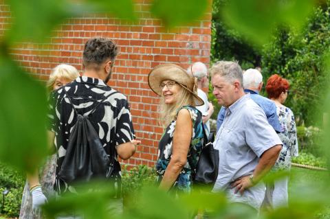 Otwarcie ogrodu różanego w stylu wiktoriańskim