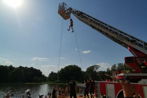 „Łączy nas służba”. Piknik mundurowy w Lewitynie