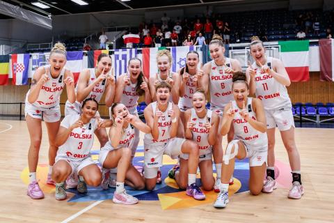 Reprezentacja Polski koszykarek zajęła 11. miejsce w mistrzostwach Europy u-16 Życie Pabianic