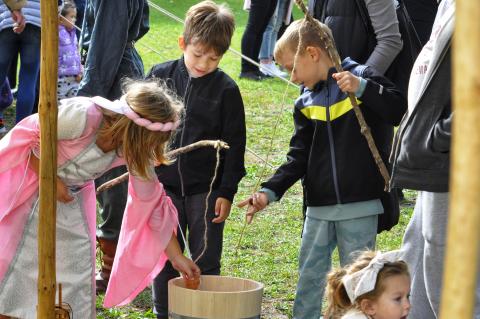 Piknik średniowieczny w "czternastce"