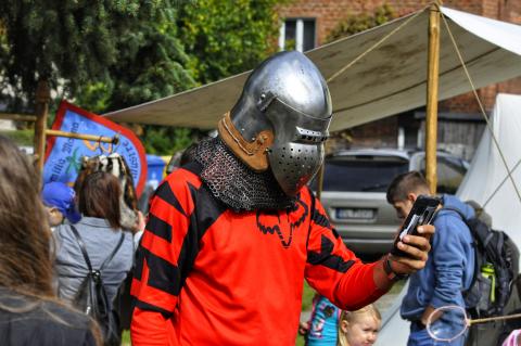 Piknik średniowieczny w "czternastce"