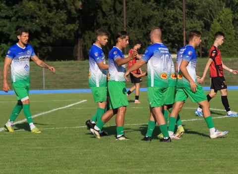 Piłkarze Włókniarza Pabianice wygrali w Różycy z LKS Życie Pabianic