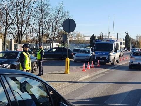 Policja pabianicka podsumowała akcję Znicz. Dwie nastolatki ranne w wypadkach Życie Pabianic 