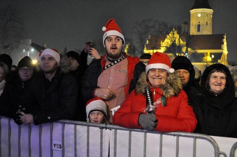 Parada i Jarmark Świąteczny